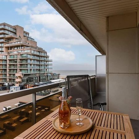 Modern Apartment In Centre Of Knokke Екстериор снимка