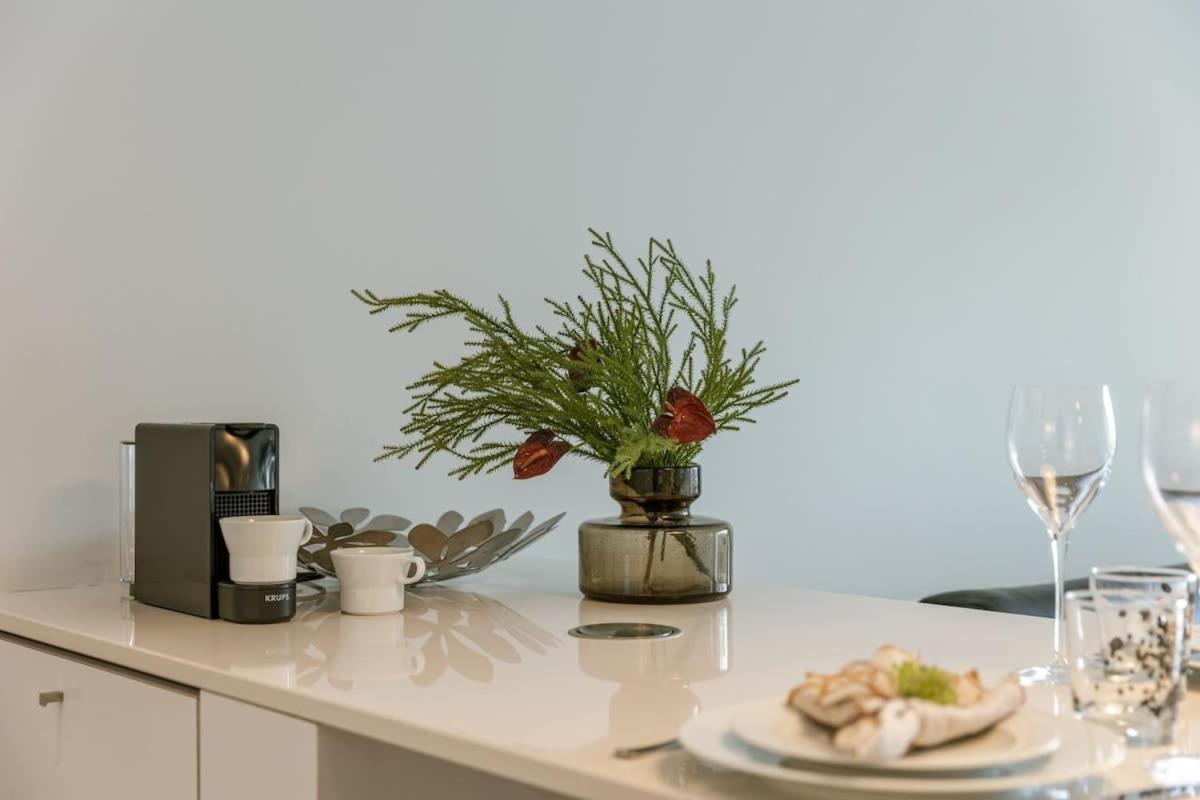 Modern Apartment In Centre Of Knokke Екстериор снимка