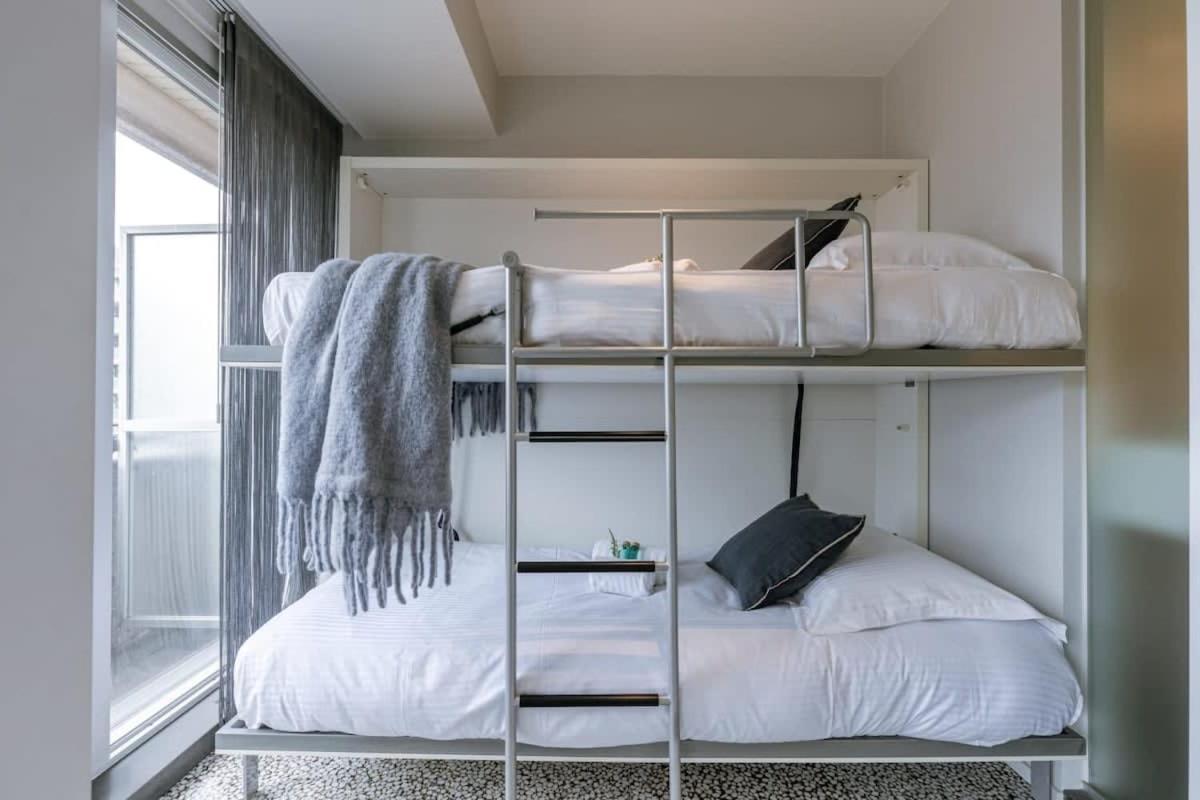 Modern Apartment In Centre Of Knokke Екстериор снимка