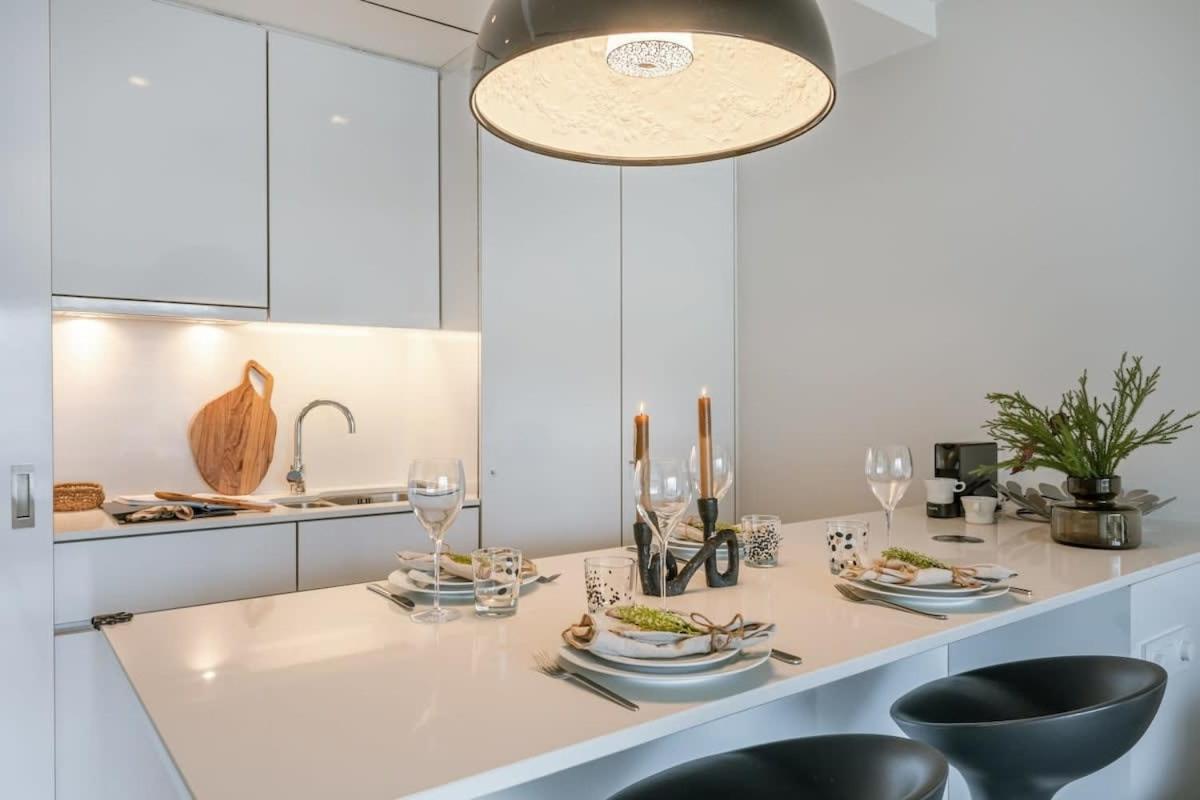 Modern Apartment In Centre Of Knokke Екстериор снимка