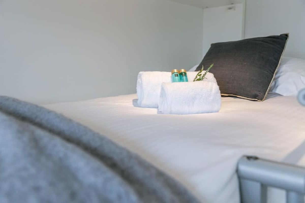Modern Apartment In Centre Of Knokke Екстериор снимка
