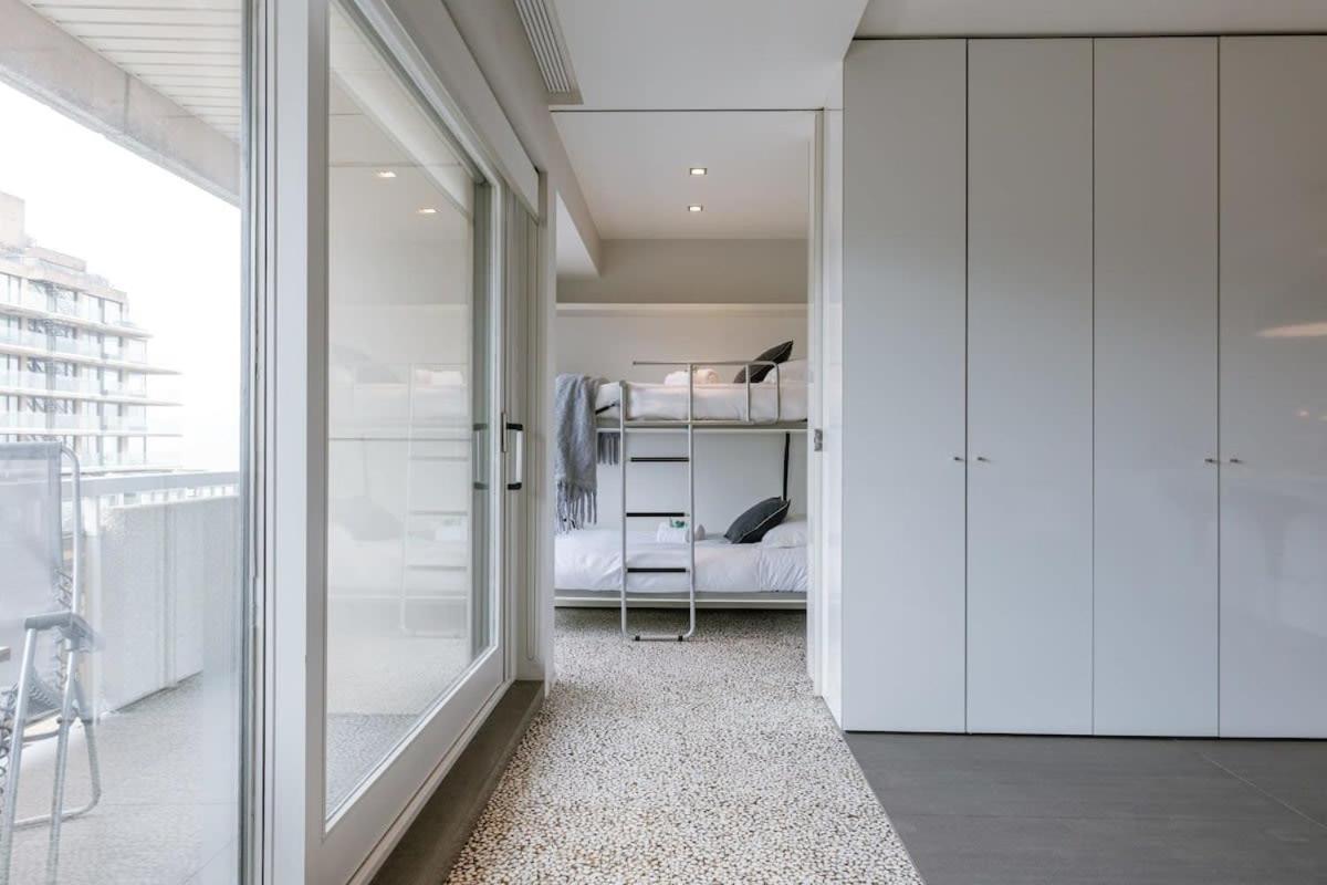 Modern Apartment In Centre Of Knokke Екстериор снимка